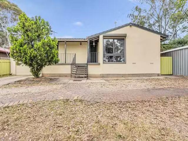 House for rent in Woodford, Victoria