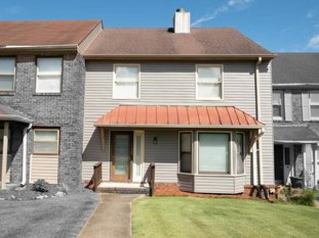 Townhouse for sale in Florence, Alabama