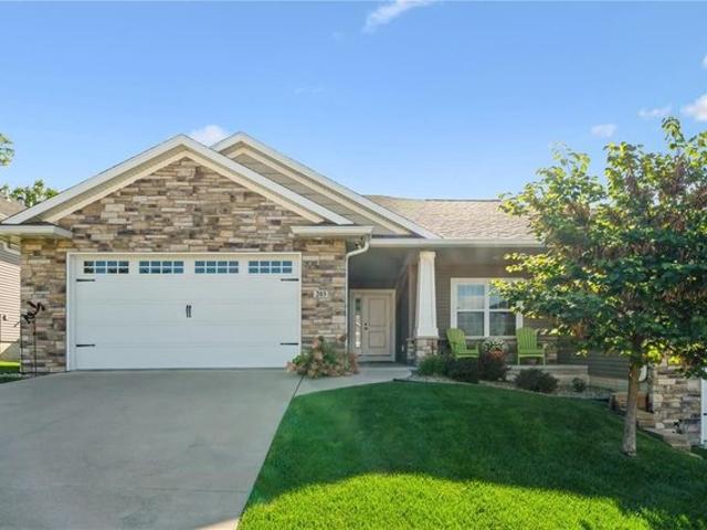 Condo for sale in Linn, Iowa