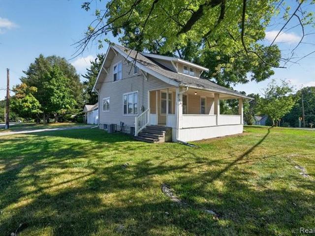 House for sale in Grand Blanc, Michigan