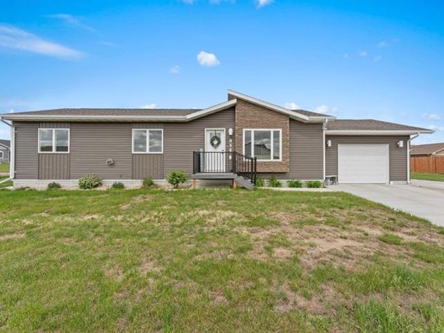 House for sale in Chamberlain, South Dakota