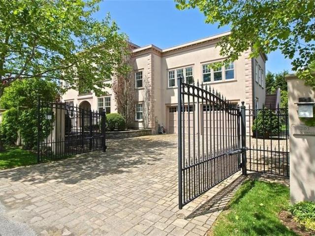 House for rent in Newport