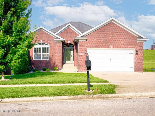 House for sale in Shepherdsville, Kentucky