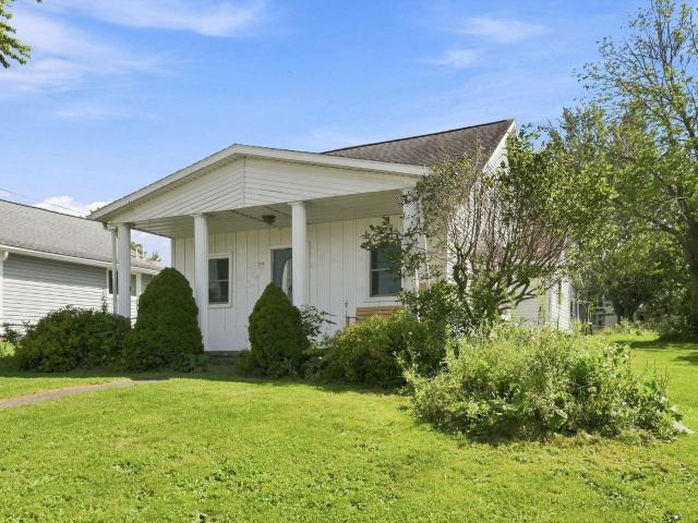 House for sale in Corunna, DeKalb County