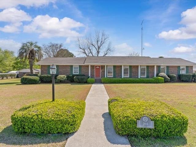 House for sale in Columbia, Alabama