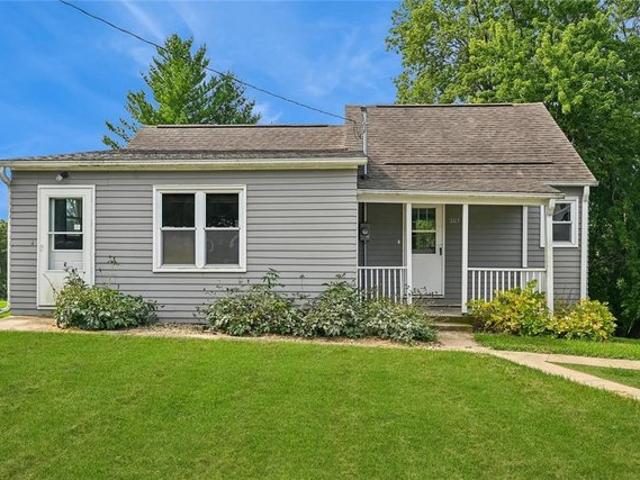 House for sale in Anamosa, Iowa