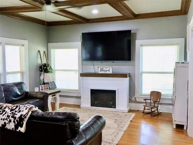 House for sale in Strawn, Texas