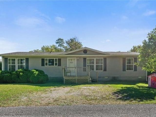 House for sale in Campbellsburg, Washington County