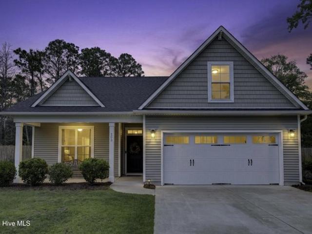 House for sale in Hampstead, North Carolina