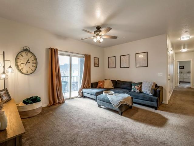 Condo for sale in Saratoga Springs, Utah