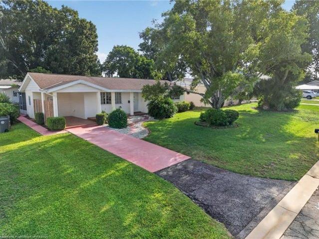 House for sale in Avon Park, Florida