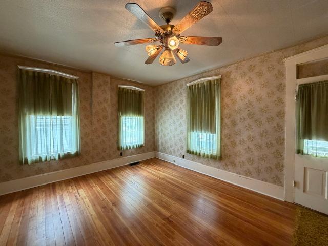 House for sale in Farmer City, Illinois