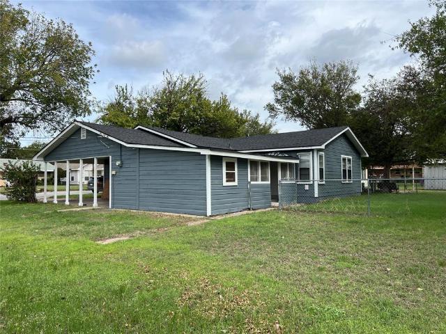 House for sale in Henrietta, Clay County