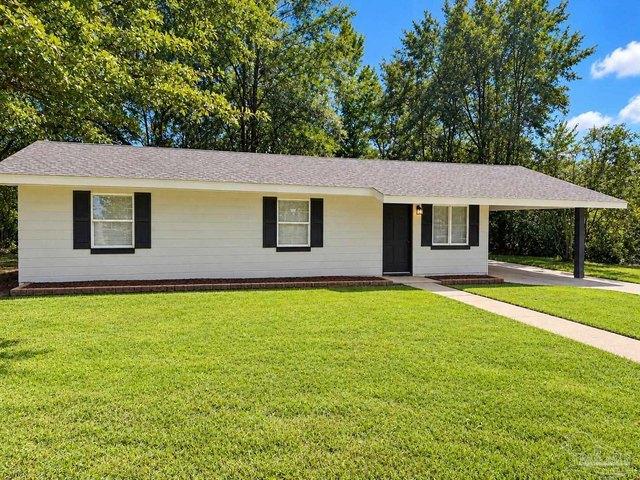 House for sale in Brewton, Escambia County