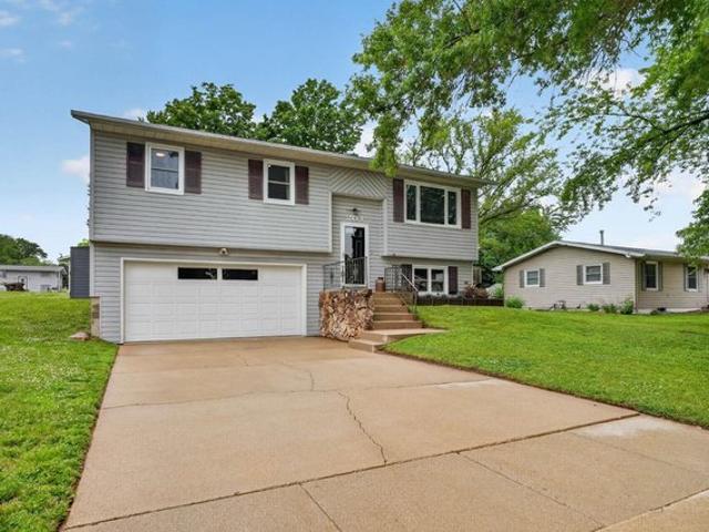 House for sale in Waverly, Iowa