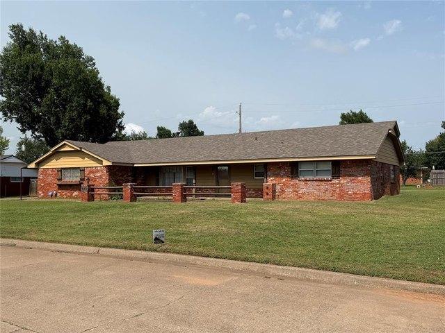 House for sale in Chickasha, Oklahoma
