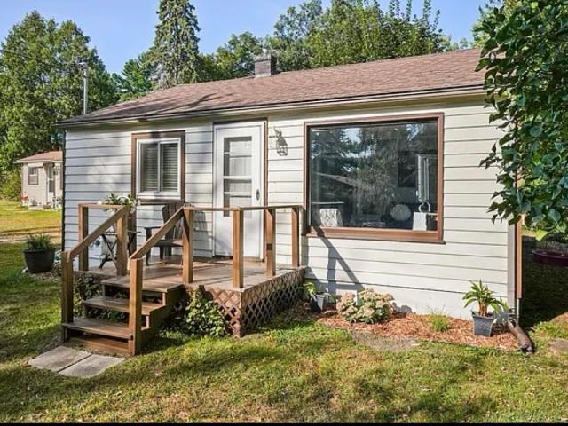House for sale in Houghton Lake, Michigan