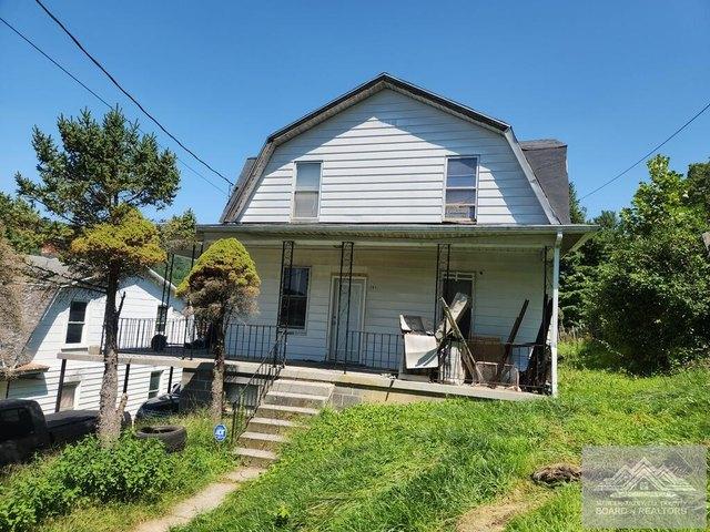 House for sale in Bluefield, West Virginia