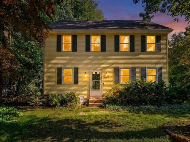 House for sale in Tyngsborough, Middlesex County