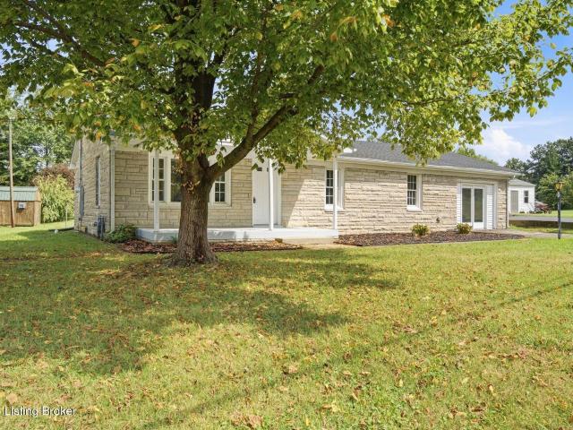 House for sale in Hardinsburg, Kentucky