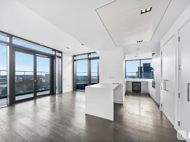 Apartment for rent in Cubitt Town, Greater London
