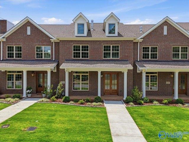 Townhouse for sale in Huntsville, Alabama