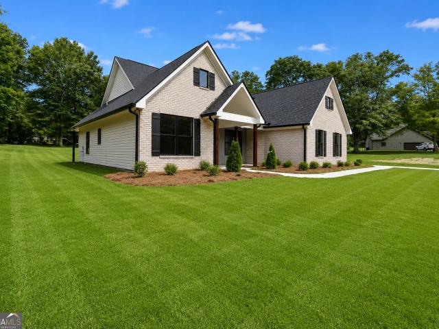 House for sale in Milner, Georgia