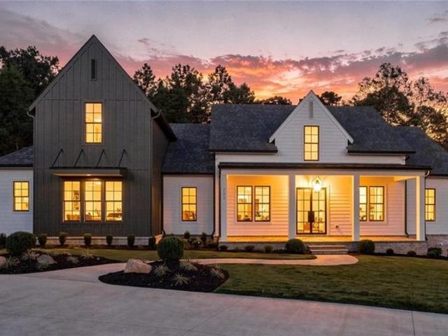 House for sale in Canton, Georgia