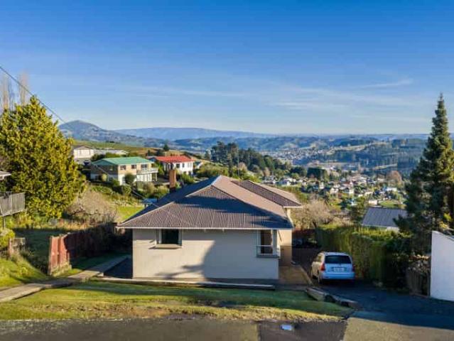 House for rent in Otakou