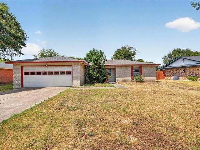 House for sale in Ellis, Texas