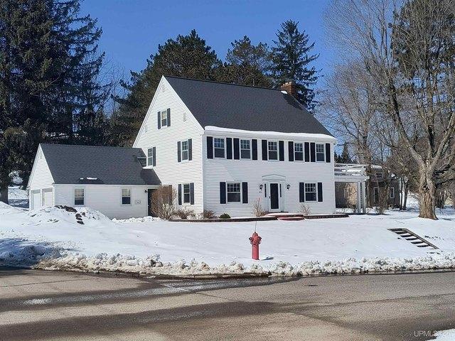 House for sale in Iron River, Michigan