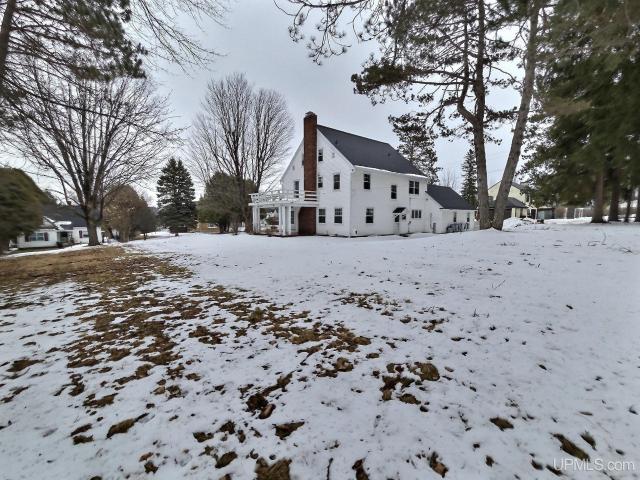 House for sale in Iron River, Michigan