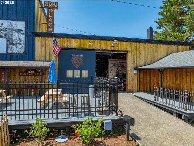 House for sale in Coquille