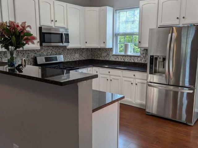 Townhouse for sale in Mount Prospect