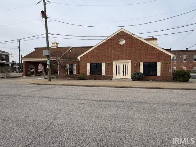 House for sale in Loogootee, Indiana