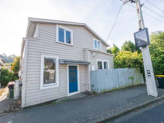 House for rent in Otakou