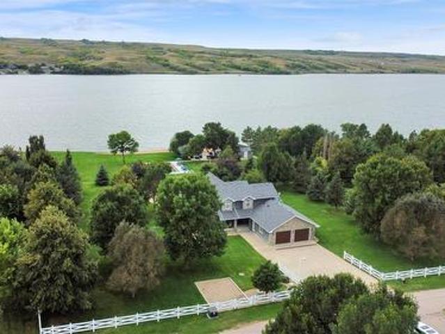 House for sale in North Grove