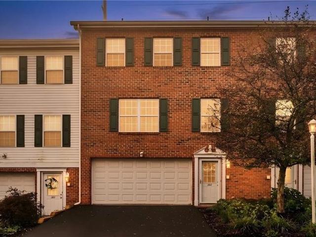 Condo for sale in Bakerstown, Pennsylvania
