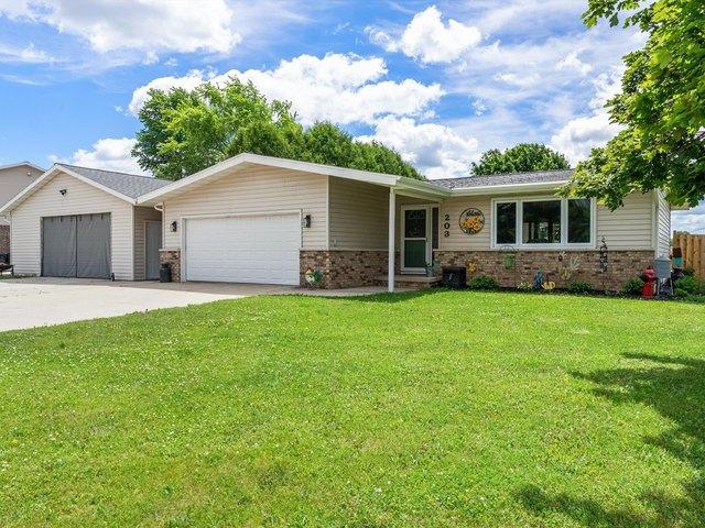 House for sale in Francis Creek, Wisconsin