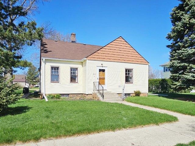 House for sale in Lake Preston, South Dakota