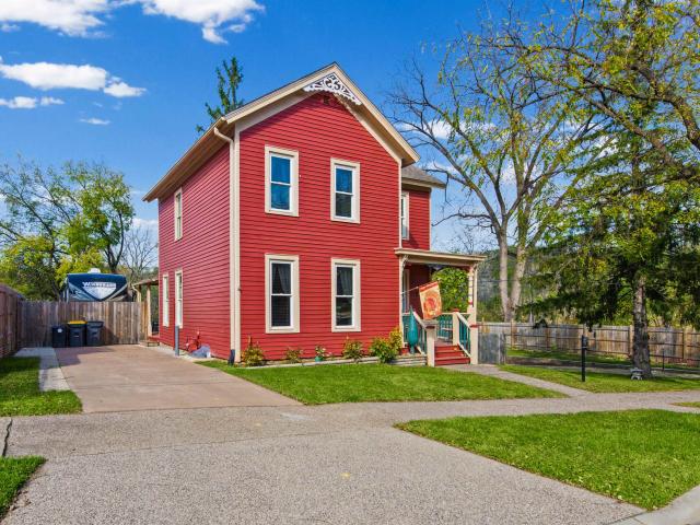House for sale in Galena, Jo Daviess County
