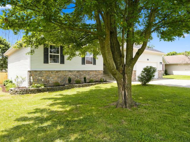 House for sale in Monett, Missouri