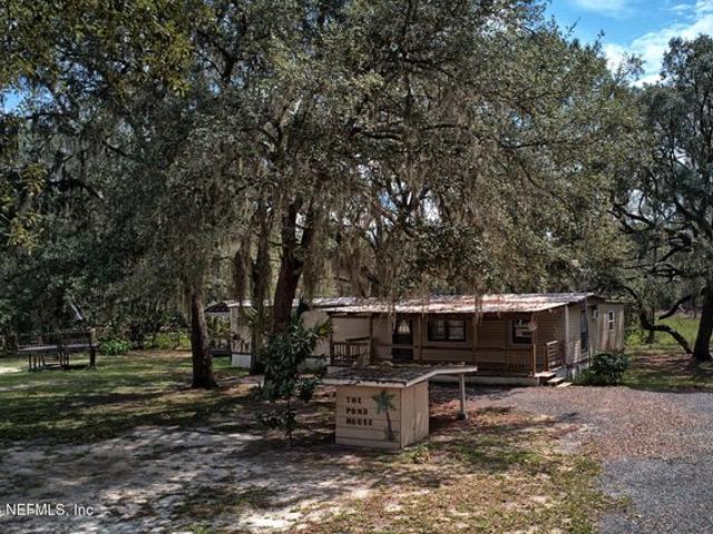House for sale in Interlachen, Putnam County
