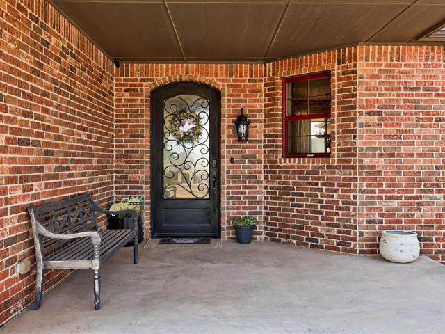 House for sale in Whispering Lakes, Tuttle