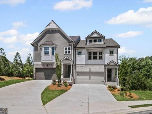 Townhouse for sale in Canton, Georgia