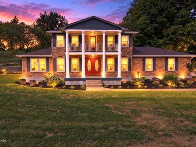 House for sale in Shepherdsville, Kentucky