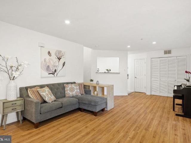 Condo for sale in Belle Mead, New Jersey