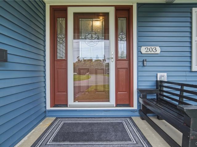 House for sale in Bayberry, Town of Clay