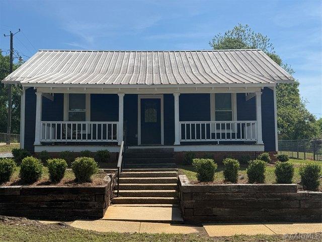 House for sale in Elmore, Alabama