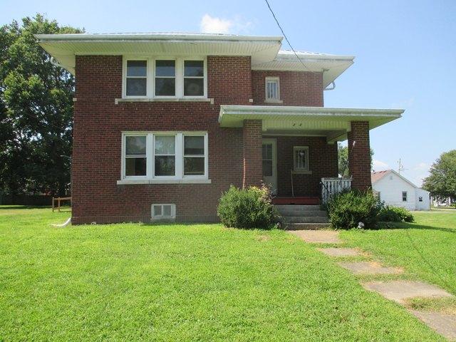 House for sale in Sadorus, Illinois